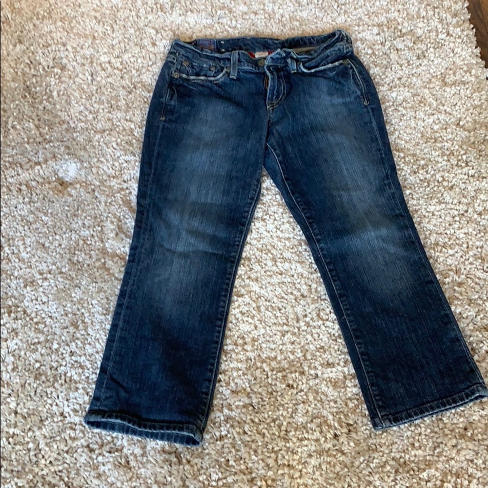 Lucky brand size 0/25 cropped jeans!